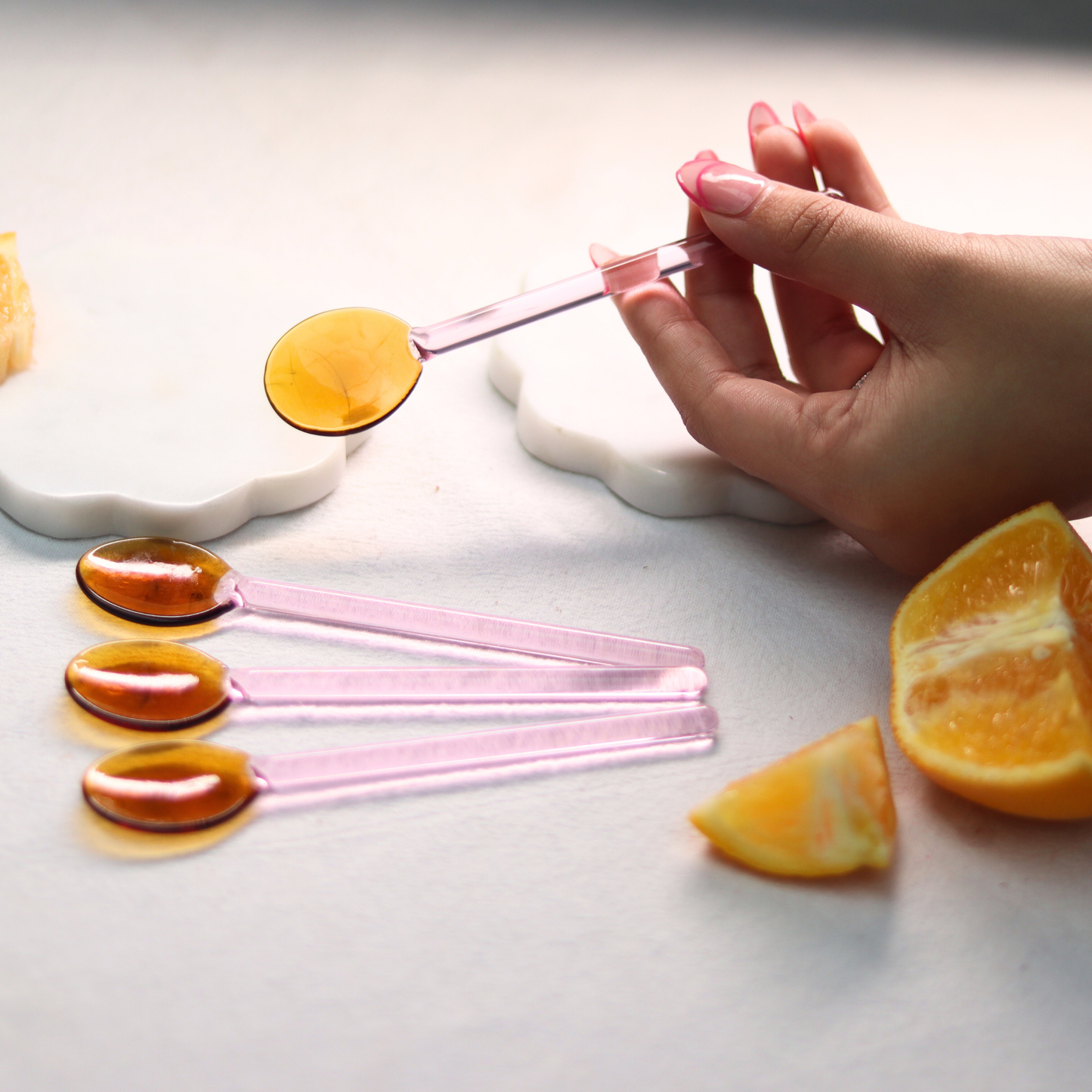 Casa Amarosa - Glass Spoons Amber-Pink, - 4.9 x 1 Inches