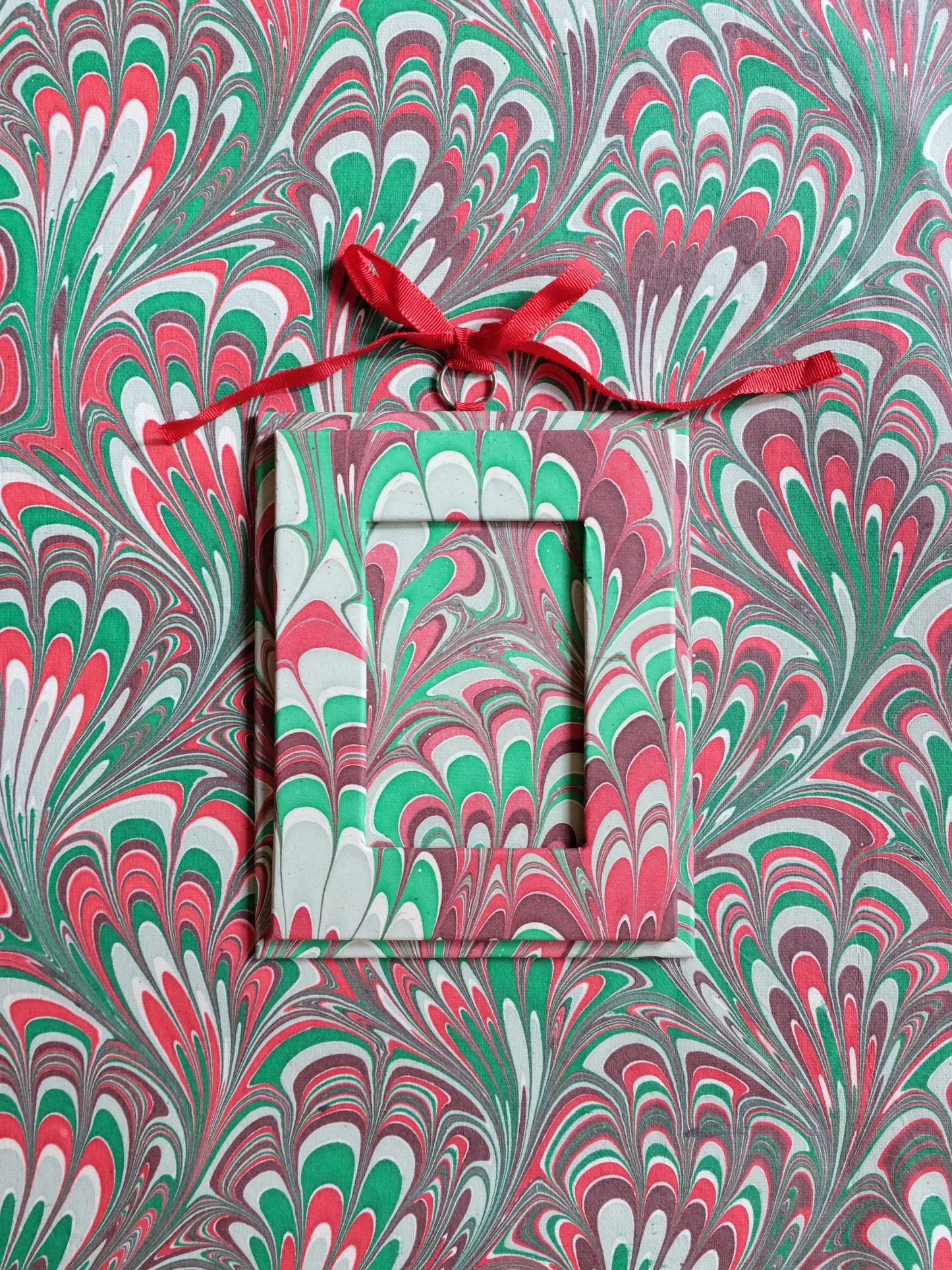 Holiday Picture Frame Ornament in Festive Marble