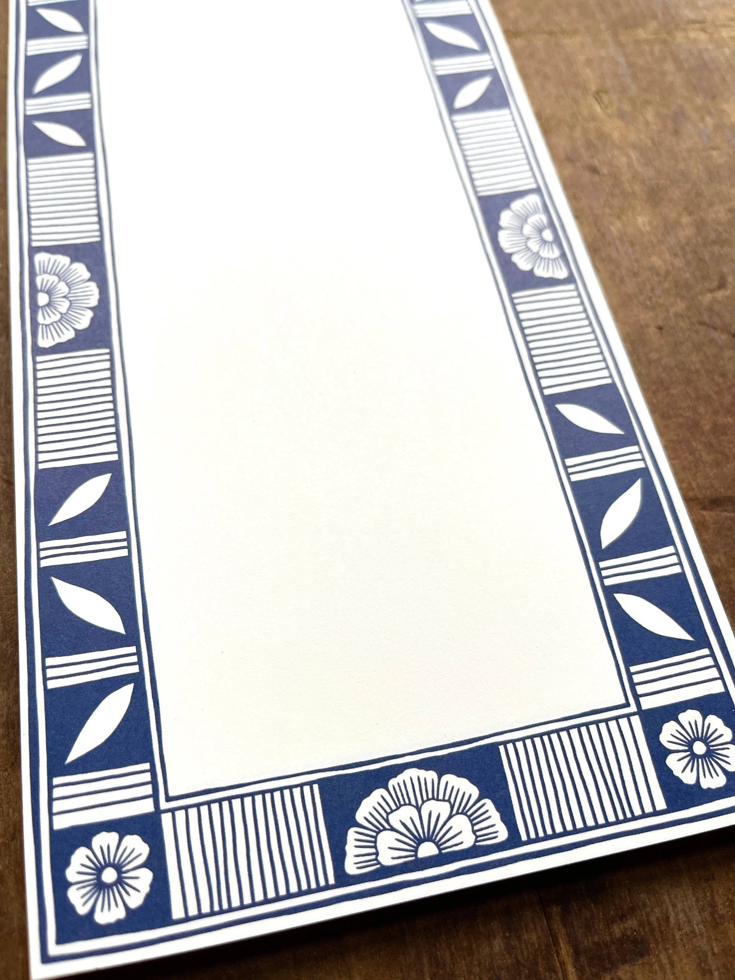 Blue Ceramic Motif Market Pad with Magnetic