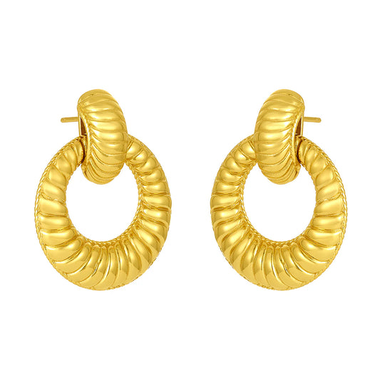 della earrings gold